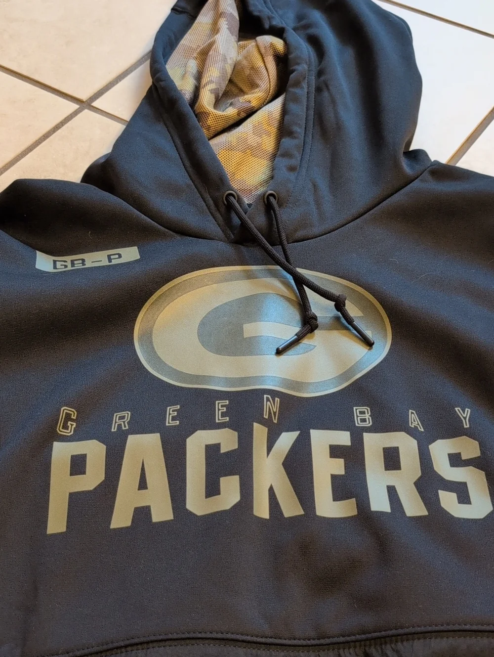 NFL Green Bay Packers Nike Black Salute to Service Performance Pullover Hoodie - Picture 3 of 11